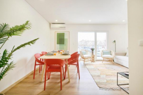 Beachside Modern Flat with AC, By TimeCooler